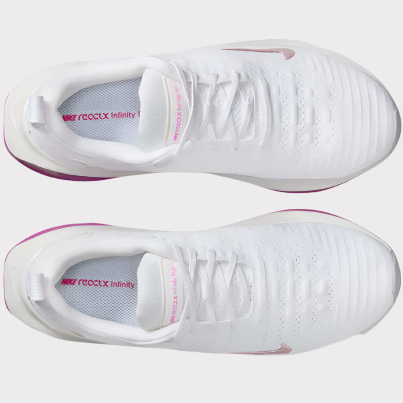 NIKE Womens Infinity Run Flyknit 4 Running Shoes